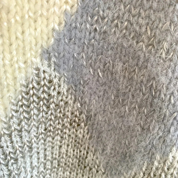 💥Vintage GINENNE sweater (L) 💥 - Picture 3 of 12